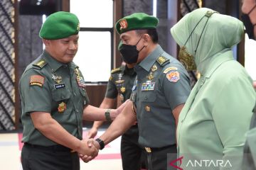 24 Pati TNI Angkatan Darat naik pangkat