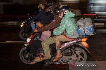 Pemudik bersepeda motor mulai padati jalur Pantura