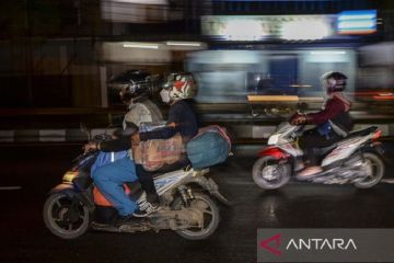 Pemudik bersepeda motor mulai padati jalur Pantura