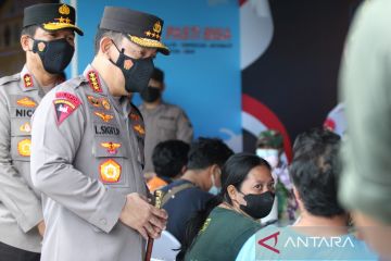 Kapolri pastikan pemudik kapal laut gunakan vaksin penguat