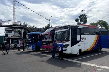 3.500 pemudik sudah diberangkatkan dari Terminal Cicaheum Bandung