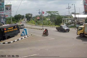 Arus mudik di Simpang Mengkreng Kabupaten Kediri masih landai