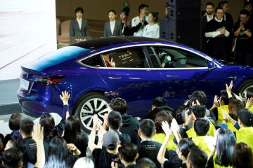 Tesla tarik lagi 14.684 Model 3 di China karena picu tabrakan