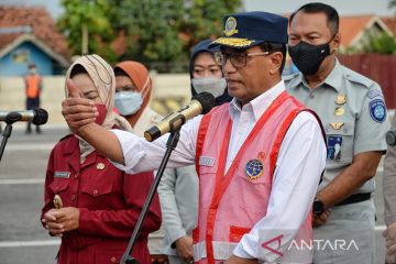 Menhub pantau jalur mudik dari Puncak hingga Brebes