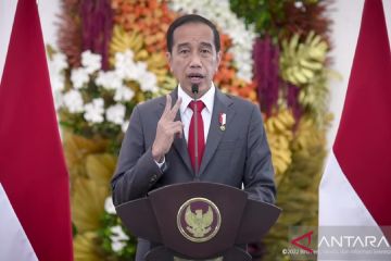 Presiden Jokowi-PM Jepang tanam pohon bersama di Istana Bogor