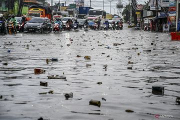 Bekasi banjir karena sampah