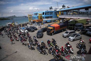 Puncak arus mudik di Pelabuhan Bakauheni, Lampung