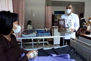 Pemkab Tangerang bagikan paket lebaran ke pasien RSUD Balaraja