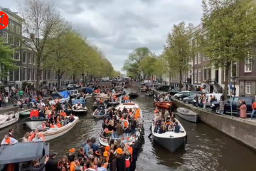 Belanda rayakan Hari Raja dengan perahu pesta