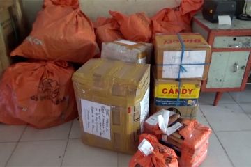 Kantor Pos prediksi H-7 Lebaran pengiriman paket di Kendari meningkat