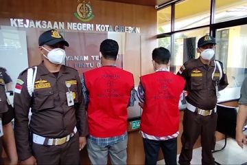 Kejari Kota Cirebon tahan 2 tersangka korupsi besi pompa riol