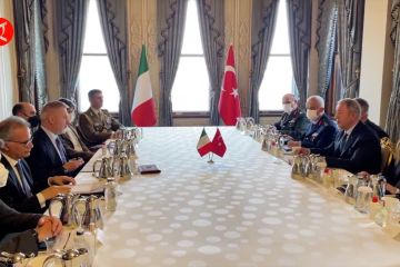 Menhan Turki, Italia dan Inggris bertemu di Istanbul, bahas Ukraina