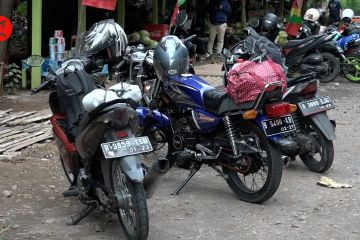 Alas Roban ramai disinggahi pemudik motor