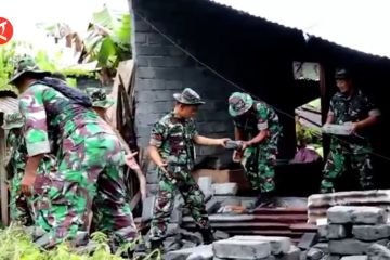 Kodim 1508/ Tobelo kerja bakti di lokasi gempa bumi