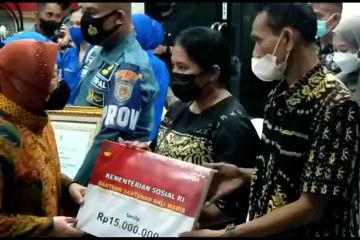 Mensos santuni korban penyerangan KKB Papua di Sidoarjo