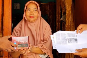 Warga Pangkalpinang terima STB gratis