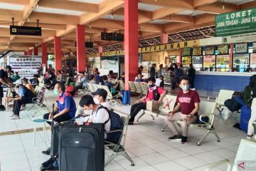 Jumlah pemudik di Terminal Kampung Rambutan menurun