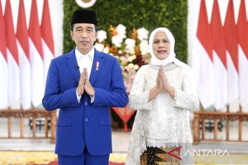 Presiden Jokowi dan Ibu Iriana Ucapkan Selamat Idul Fitri 1443 Hijriah