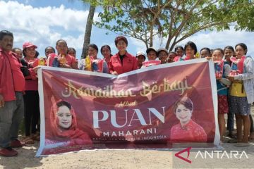 Ketua dan anggota DPR bantu 2.000 paket kebutuhan warga Maluku