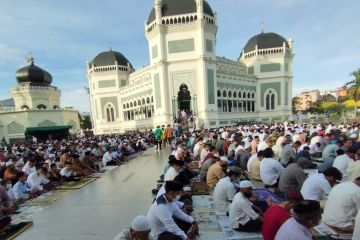 Khatib Shalat Id:  Orang bertakwa sangat mudah memaafkan kesalahan