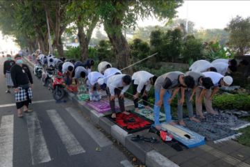 Suasana sholat id di Bali