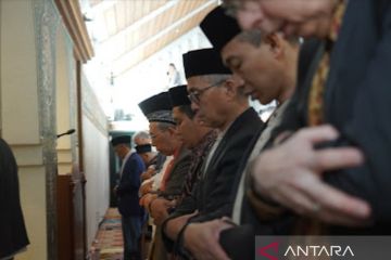 Ribuan warga Indonesia di Belanda ikuti shalat Id