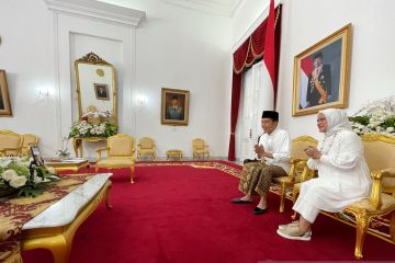 Presiden Jokowi dan Wapres Ma'ruf halalbihalal via "video call"