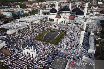 Shalat Idul Fitri di Aceh