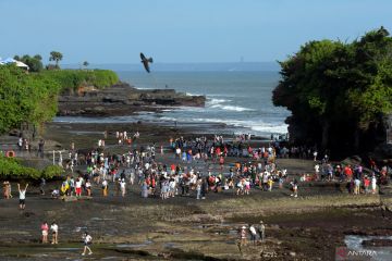 Kapolri: 435 ribu lebih orang masuk ke Bali sejak libur Lebaran 2022