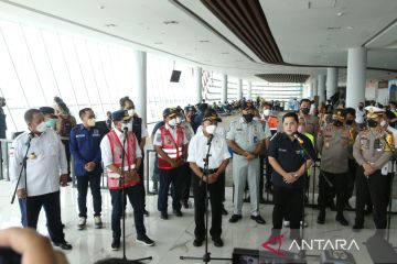 Erick Thohir pertimbangkan pindahkan titik logistik di Pelabuhan Merak