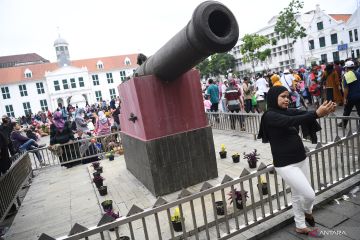 Pengunjung Kota Tua diingatkan tetap harus taat prokes