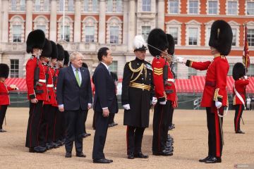 PM Inggris sambut kedatangan PM Jepang di London