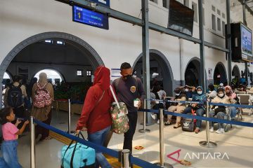 H+3, KAI catat 15.400 pemudik berangkat dari Stasiun Pasar Senen