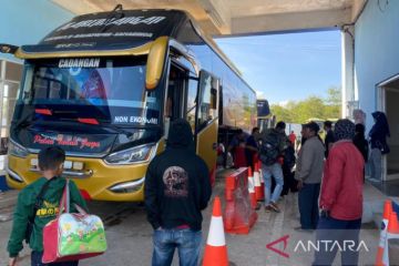 6.526 penumpang tercatat datang di Terminal Gambut Barakat