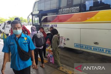 Otoritas Terminal Pulo Gebang imbau pemudik tetap prokes saat kembali