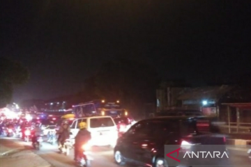 H+4, jalur pantura hingga jalan arteri Karawang padat