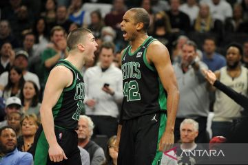 Al Horford akui terpicu Antetokounmpo saat pimpin Celtics rebut Gim 4