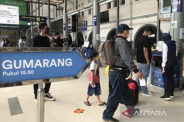 Menhub: Pemudik pengguna kereta api lampaui kapasitas 100 persen