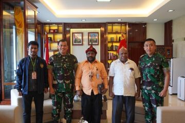 Pangdam Cenderawasih terima  LMA Papua