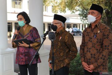 Sri Mulyani ingatkan jangan anggap wajar angka COVID-19 rendah