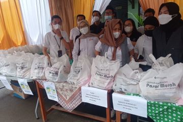 BUMN Gerakan Bersih gelar pasar murah sembako di Pandeglang