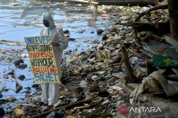 Pencemaran mikroplastik di Sungai Batang Arau