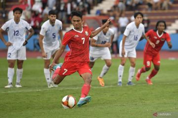 Shin turunkan pemain 17 tahun Marselino-Ronaldo kontra Malaysia