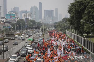 Aksi peringatan Hari Buruh Sedunia