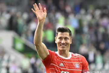 Lewandowski akan tetap bertahan di Bayern Muenchen, kata presiden klub