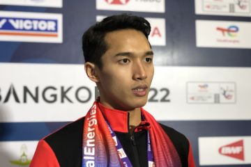 Jonatan akui sulit atasi kondisi lapangan di partai penentuan