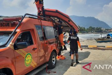 Dua wisatawan tenggelam di laut Sukabumi satu di antaranya hilang