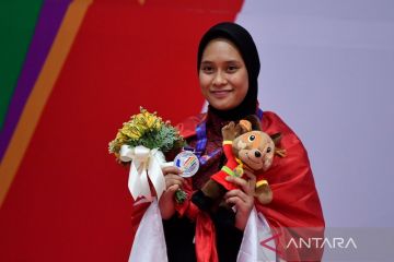 Taekwondoin muda Silvana Lamanda raih perak SEA Games Vietnam