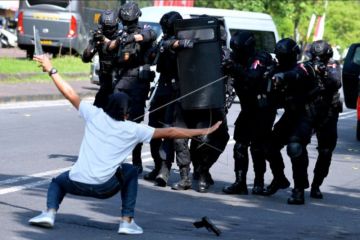 Simulasi pengamanan konferensi GPDRR