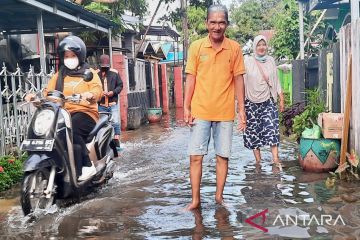 Banjir rob terjang wilayah pesisir Kalimantan Selatan